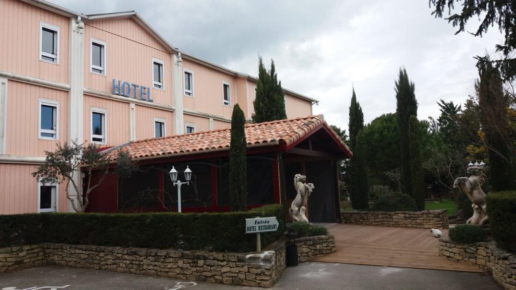 Hotel Lou Mistralou Saint-Andiol Exterior foto
